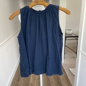 Uniqlo Women M Linen Sleeveless Blouse Navy Blue Crew Neck Top Boxy Beach Preppy